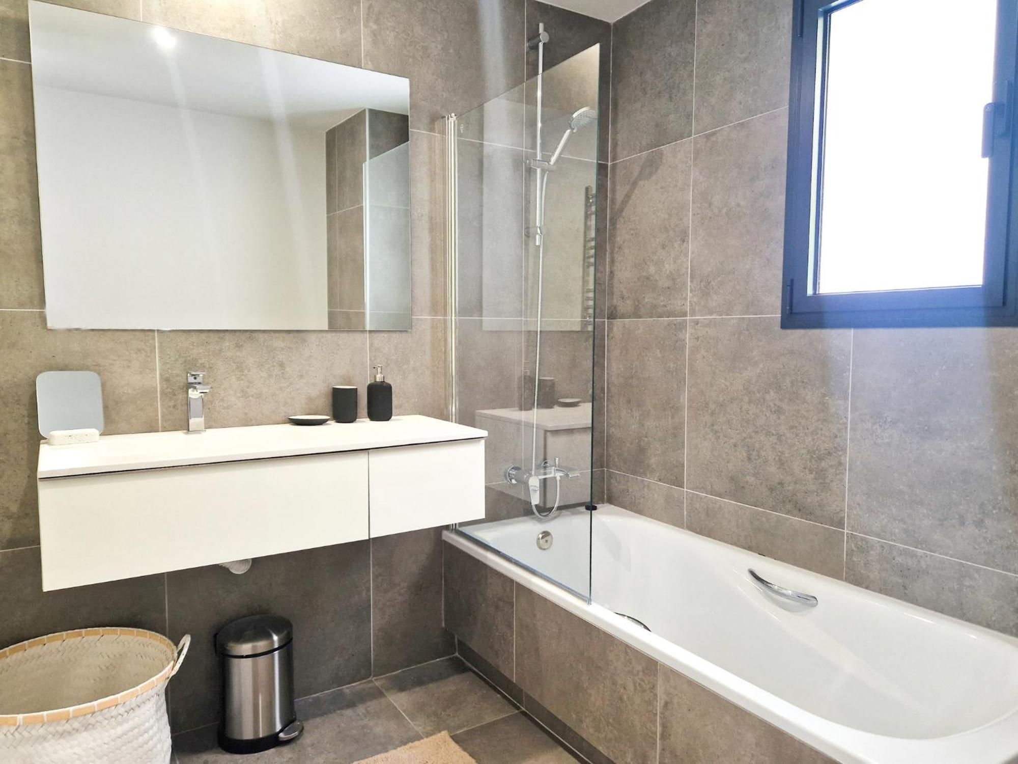 Luxury 2 Bedrooms Apt With Seaview Blue Suite 4104 Manilva Exterior foto